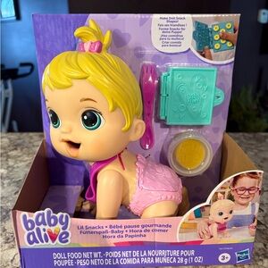 Baby Alive Lil Snacks Doll, Eats and Poops, 8-Inch Blonde-Haired Snack-Themed